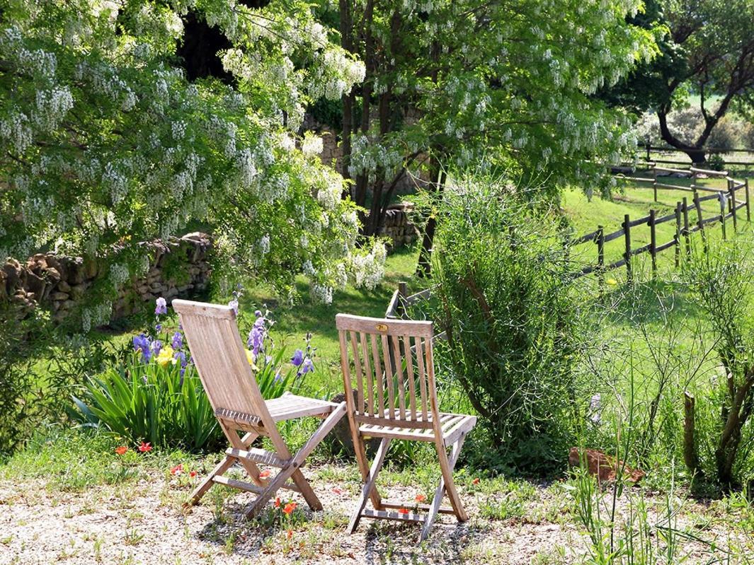 Le Clos De La Tuiliere Grignan Exteriör bild