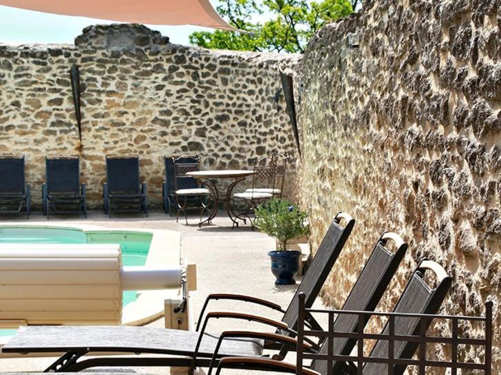 Le Clos De La Tuiliere Grignan Exteriör bild